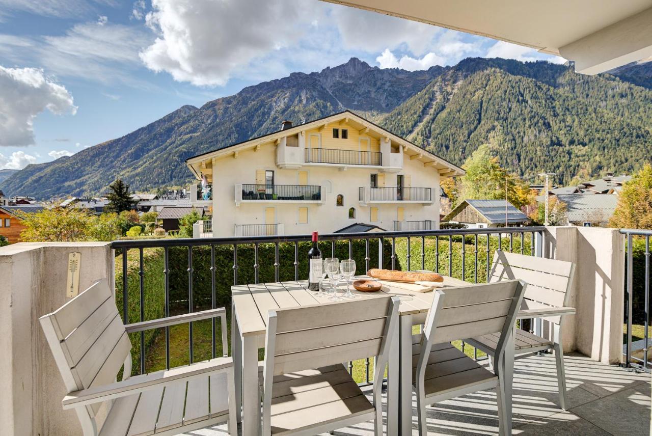 Apartment Fermes Du Montenvers B11 - Alpes Travel - Central Chamonix - Sleeps 4 Exterior photo