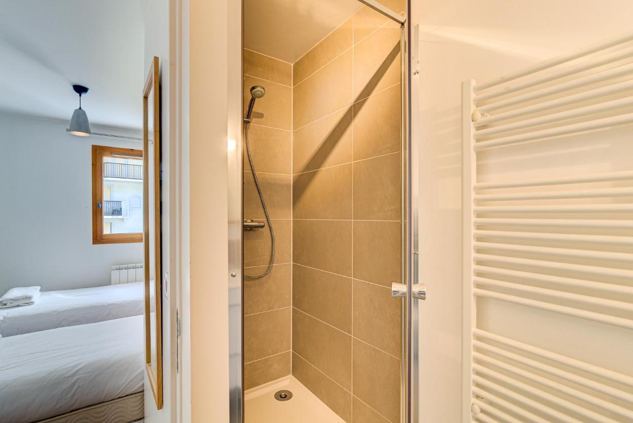 Apartment Fermes Du Montenvers B11 - Alpes Travel - Central Chamonix - Sleeps 4 Exterior photo